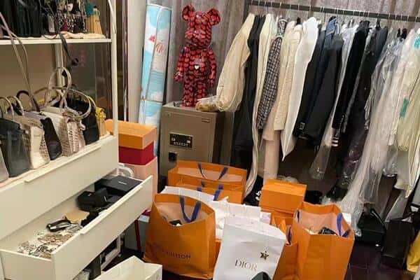 雨花区回收一线品牌衣服